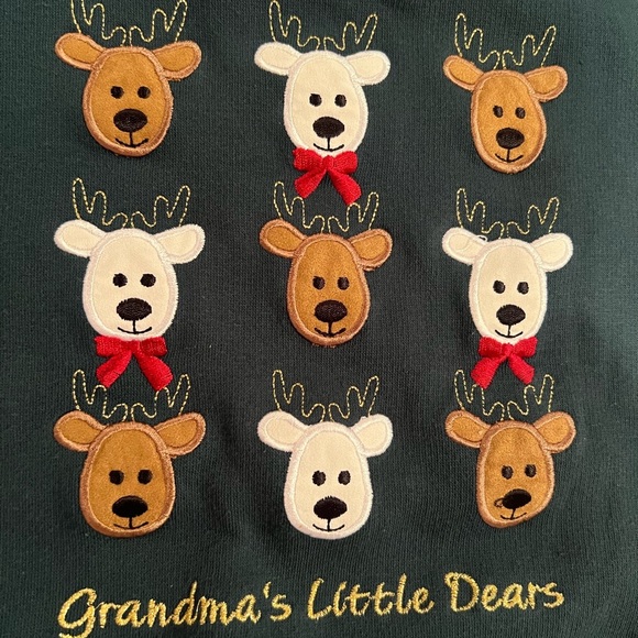 Grandma Christmas sweatshirt size L, grandma’s little deers, embroidered, EUC - Picture 6 of 6
